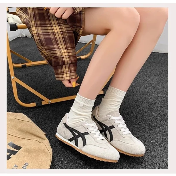 Lightweight Deerskin Flat Sneakers