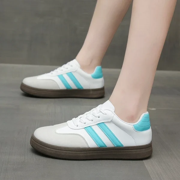 my-11134207-7rasc-m4lzr83lufaxb1.webp Low Top Platform Sneakers