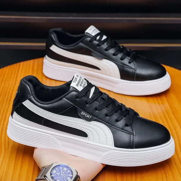 Men Lightweight Breathable Casual Shoes